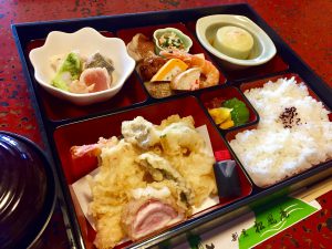 松風庵 会席弁当 ２，３００円
